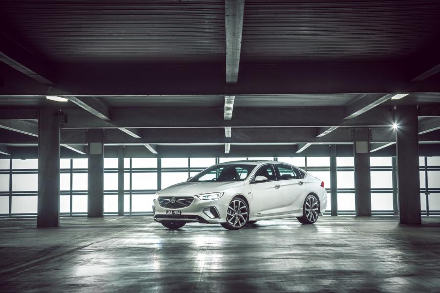 Holden Commodore VXR (ZB) 2018 года  (фото 5 из 42)